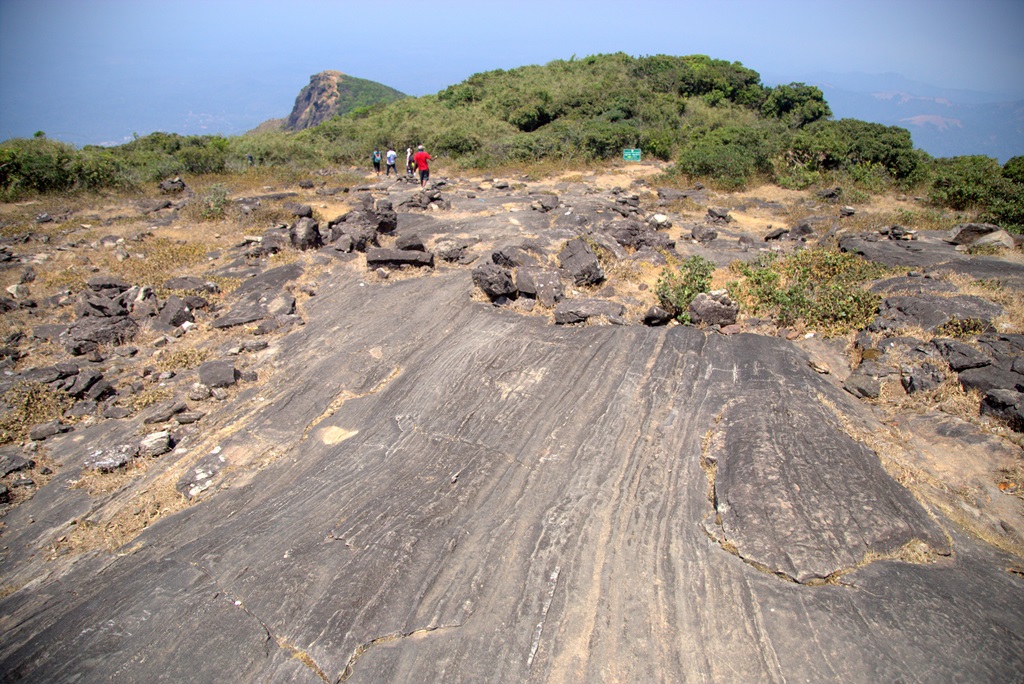 rock face kumara parvatha